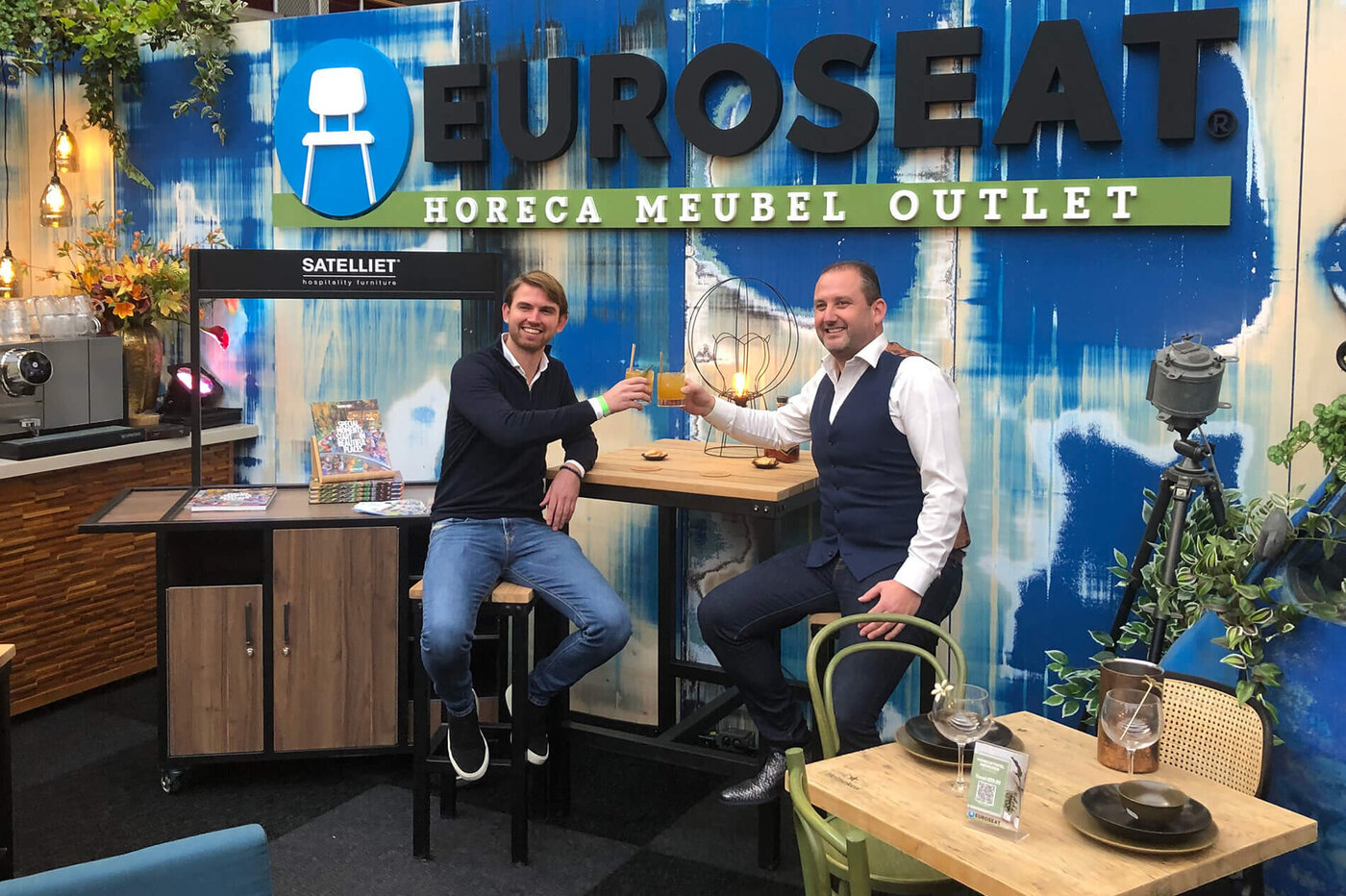 Duurzame strategische samenwerking Satelliet hospitality furniture en Euroseat 